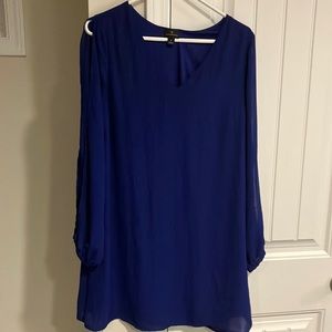 Worthington, medium, blue V-neck dress decorative split sleeves to wrist